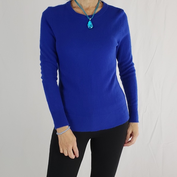 Halogen Sweaters - HALOGEN 100% CASHMERE SWEATER SIZE S.